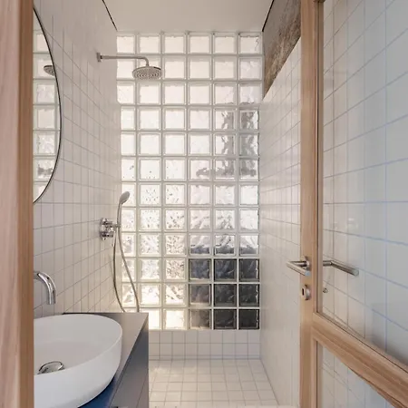 Apartment Ah Desinger B